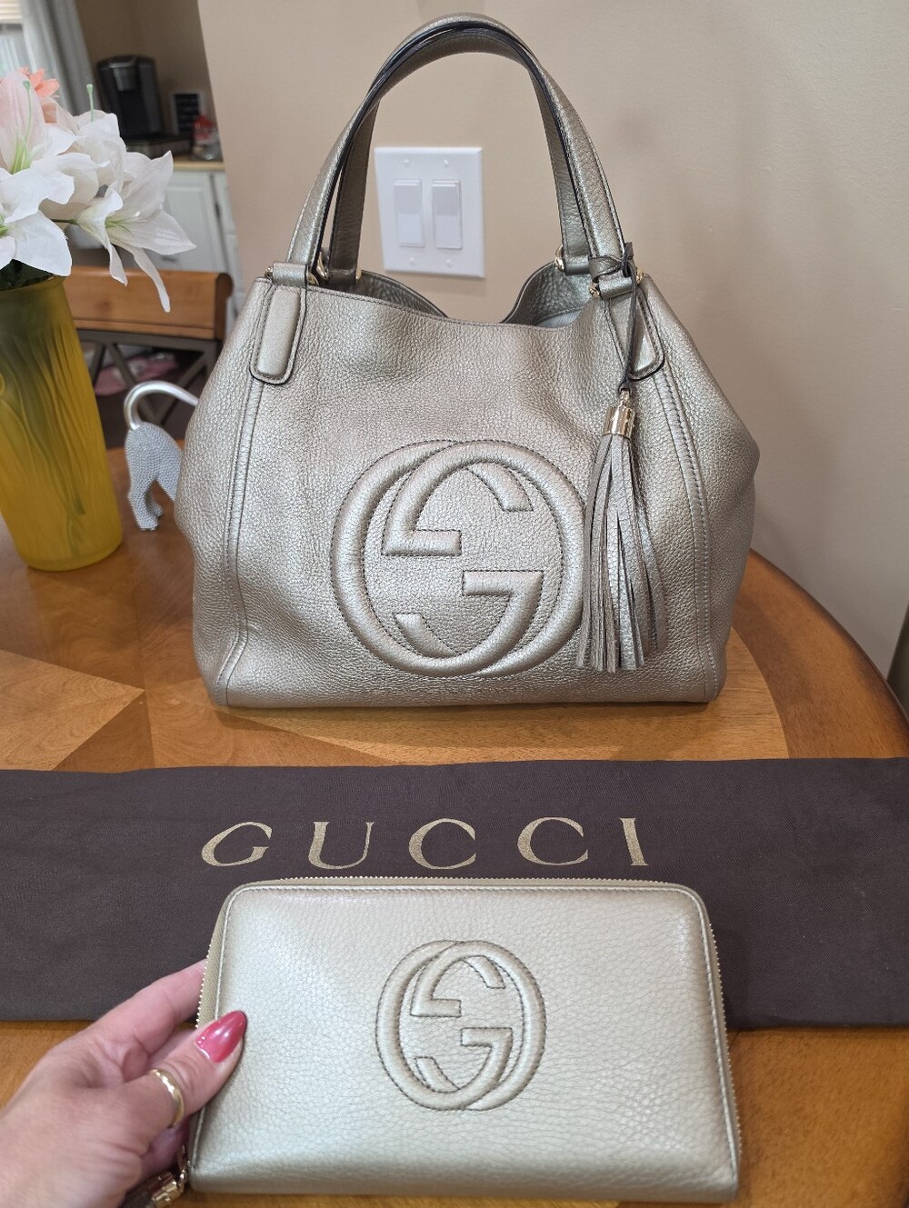 Gucci Soho Hobo Pewter With Matching Zip Around Wallet - Picture 10 of 16